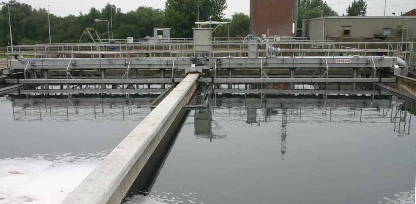 Thiết bị gạt bùn bể hình chữ nhật