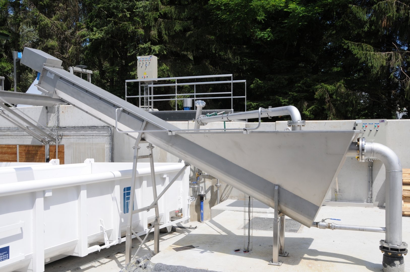 Thiết bị tách cát vít không trục