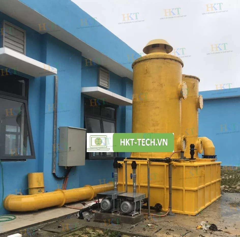 Tháp trung hòa khí Clo rò rỉ